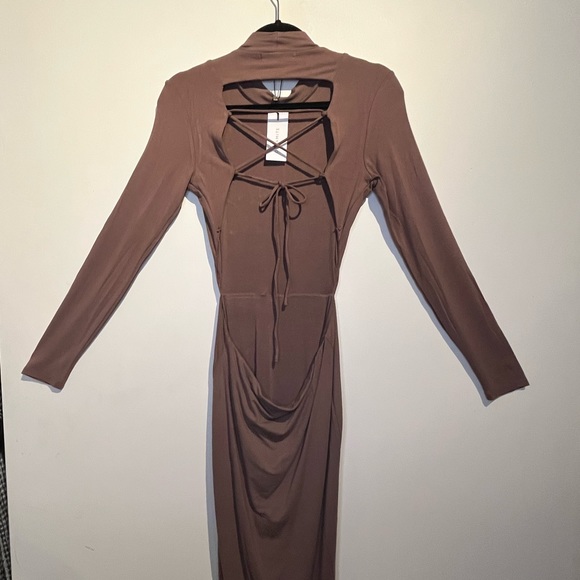 sexy long mauve dress with tie in back - Picture 2 of 4